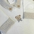Macacão de Malha Menino - Urso Gravatinha Cinza - Off White - Macacão com Gola na internet