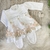 Saída Maternidade Menina Vestido Pingentes Renda Colors- Branco - Manta Vestido e Calça - comprar online