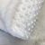 Cobertor Microfibra Plush Duplaface Sherpa - Bolinhas - Branco - Amore Moda Bebê