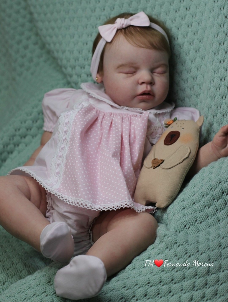 Realismo e charme: Conheça o Kit Noah Menino, o bebê Reborn