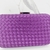Bolsa clutch trançada cor roxa com detalhes grafite - comprar online
