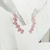 Brinco ear cuff festa folha com cristais rosa claro banhado a ouro na internet