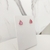 conjunto de colar e brinco mini gota rosa pastel com 3 pontos de luz pequenos banhado a prata - comprar online