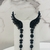 Brinco ear cuff festa alongado cristais preto com base grafite - comprar online