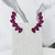 Brinco ear cuff folha com pedras e cristais pink banhado a ródio negro - comprar online