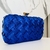 Bolsa clutch azul bic com textura e puxador dourado - Vi Semi joias