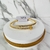 Bracelete de prego cravejado com zirconias com fecho, banhado a ouro 18k