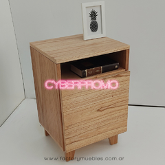 Mesa de Luz con Puerta Enchapado Paraiso Laqueado Poliuretanico Semi Mate Factory Muebles