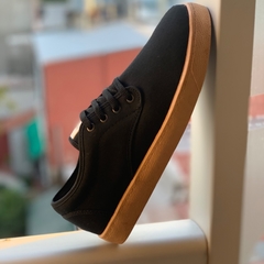 28 N UTICA NEGRA Suela Caramelo Comprar en RCN SHOES