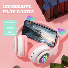 Imagem do Qearfun Fone de ouvido sem fio, Fone Bluetooth RGB fone gamer para celular phone, bonito orelhas de gato fone gamer com microfone, pode controlar led, criança menina música estéreo fone presente, armazém local espanha