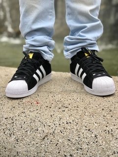 Tênis Adidas Superstar Preto/ Camurça - Fwstoree