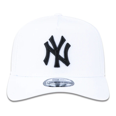 Boné Aba Curva New Era A-Frame NY Yankees 9FORTY MLB Branco