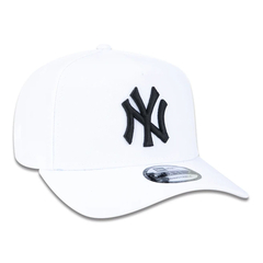Boné Aba Curva New Era A-Frame NY Yankees 9FORTY MLB Branco - comprar online