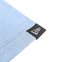 Camiseta New Era Essentials Tri Azul Claro na internet