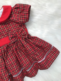 Vestido Gola Xadrez Vermelho e Dourado com Tiara na internet