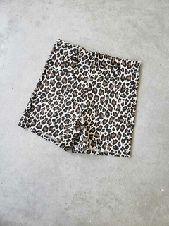 SHORT GABARDINA ELASTIZADA ANIMAL PRINT - SHORT NADINE en internet