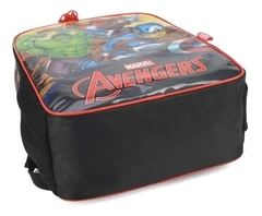 MOCHILA MAXLOG AVENGERS 10/2022 IS38001AG0600 PRETO - HARTY CALÇADOS