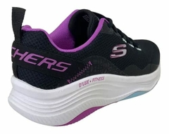 TENIS SKECHERS 11/2022 DLUX FITNESS 149835 PRETO/MULTI na internet