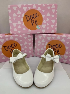 SAPATILHA BABY DOCE PE 05/2024 7053-20 VERNIZ/BRANCO na internet