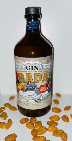 Gin Rada 45 Higos Negros y Almendras 500cc (Rada Tilly, Chubut) - comprar online