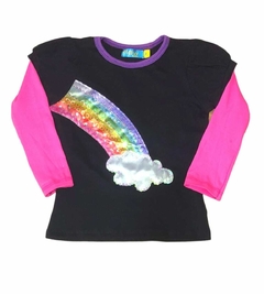 remera negra arco iris