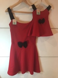 Vestido vermelho laço preto mãe e filha