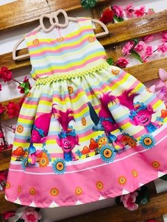 Vestido Trolls barra rosa pérolas infantil