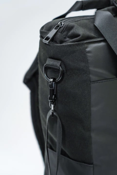 MOCHILA MATERA OLYMPIA NEGRA - comprar online