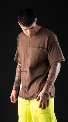 Imagen de REMERA OVERSIZE SR. BORDADOR