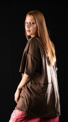 REMERA OVERSIZE SR. BORDADOR - Yo te Importo 