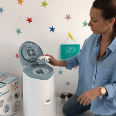 CONOCES EL TACHO PARA PAÑALES DE BABY FUN? Está diseñado para mantener el  ambiente de tu hogar libre de olores permitiendo desechar hasta un max de  500