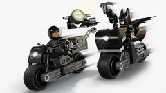 Batman y Selina Kyle Persecución en Moto Lego - Juguetería Didácticos Corrientes 