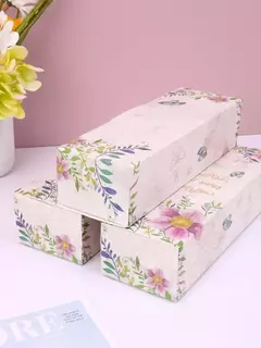 Caja rectangular flores en internet