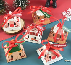 Caja triangular navidad