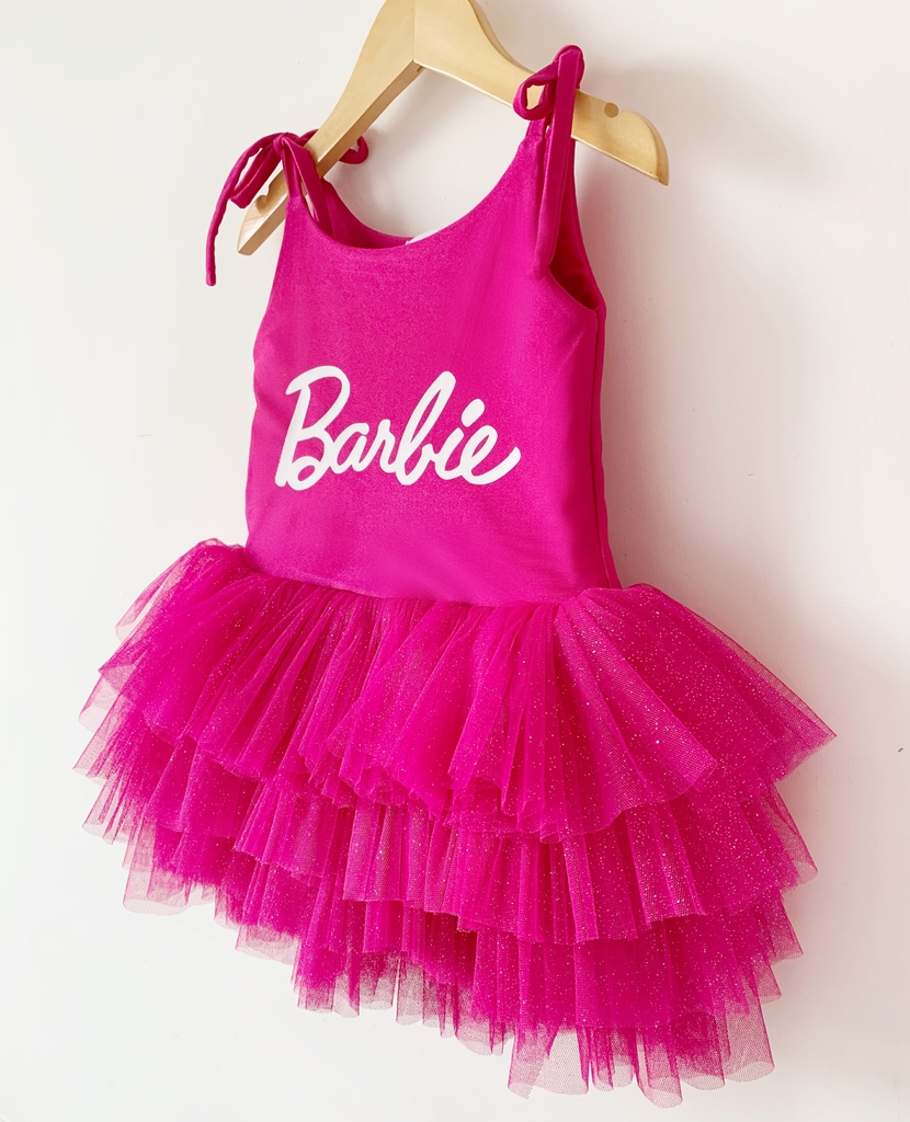 Conjunto Barbie com saia de tutu para aniversário