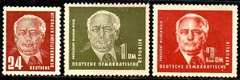 00666 Alemanha Oriental DDR 71/72A Presidente Pieck N
