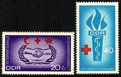 02122 Alemanha Oriental DDR 901/02 Doação de Sangue NNN / N