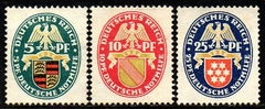 02551 Alemanha Reich 390/92 Brasões N (a)