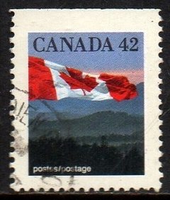 05339 Canada 1222a Bandeira Nacional U