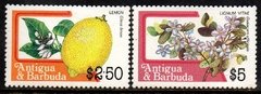 11672 Antigua 879/80 Flores e Frutas NNN
