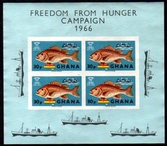 20216 Ghana Bloco 20 Peixes Barcos de Pesca N