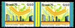 Brasil C 0880/81 Habitaäes Faixa Amarela No Centro 1975 NNN