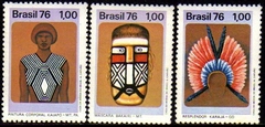 Brasil C 0927/29 Cultura Indígena 1976 NNN