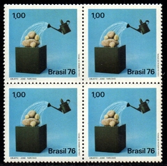 Brasil C 0931 Artes Plásticas Quadra 1976 NNN