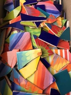 Azulejos Partidos X Kilo Colores Surtidos - Buenos Aires Mosaicos
