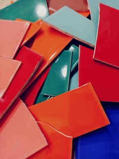 Azulejos Partidos X Kilo Colores Surtidos - comprar online