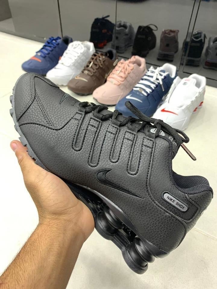 Nike hotsell shox 2018
