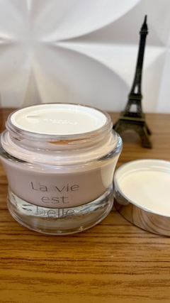 La vie est belle Creme Hidratante 200ml - comprar online