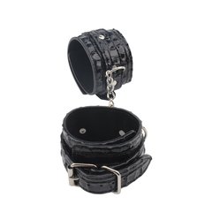 SURRENDER WRIST RESTRAINTS en internet