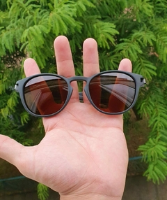 oculos de sol Oakley Latch Round Polarizado Cores variadas